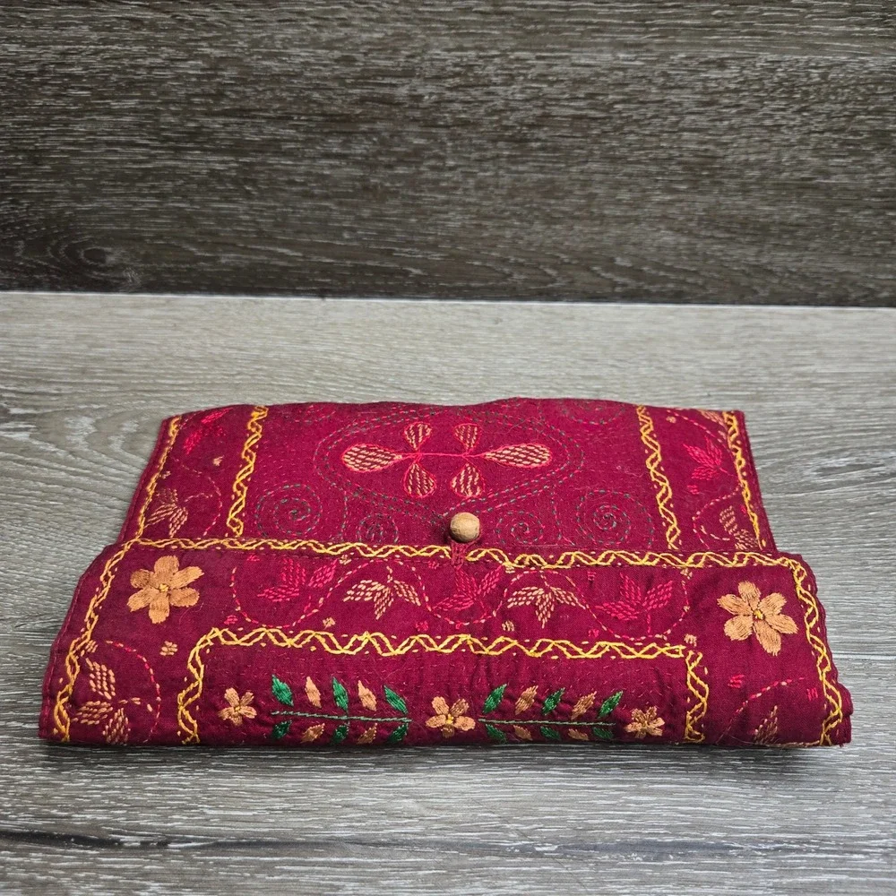 Aarong Bangladesh Hand Embroidered Nakshi Kantha Maroon Fabric Wallet Clutch